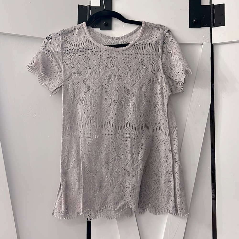 Mauve/light pink lace top